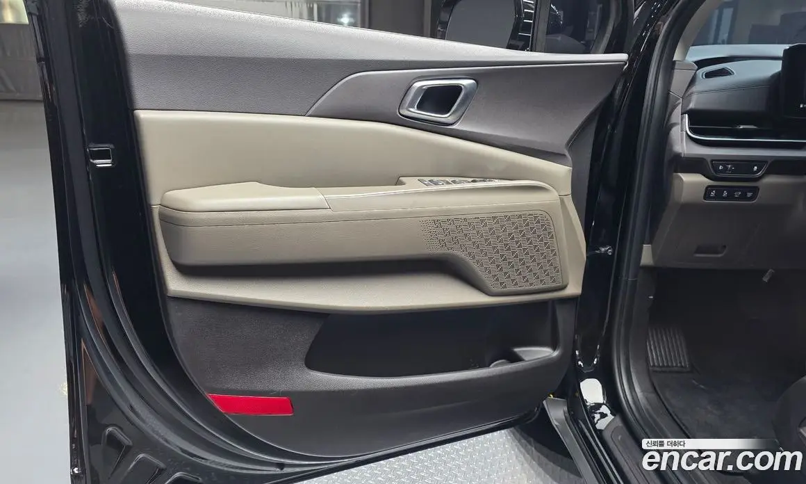 Kia Carnival 2025 3.5 автомат (гидро), фото 14 Kia Carnival 2025 3.5 автомат (гидро), фото 14