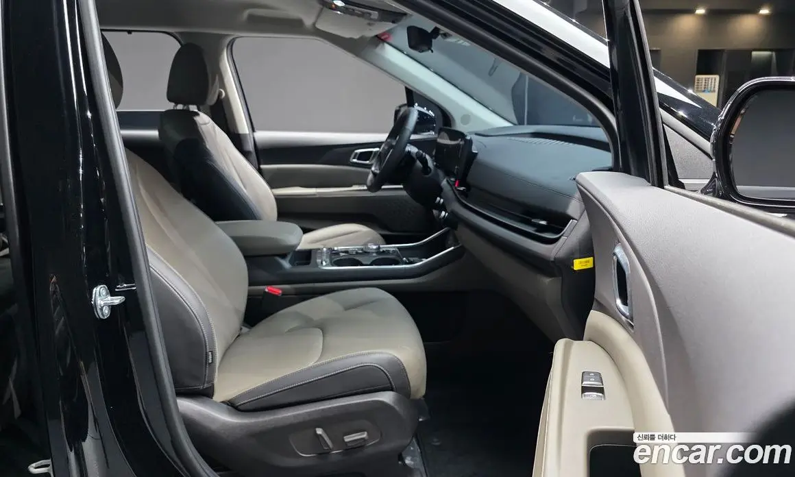 Kia Carnival 2025 3.5 автомат (гидро), фото 16 Kia Carnival 2025 3.5 автомат (гидро), фото 16