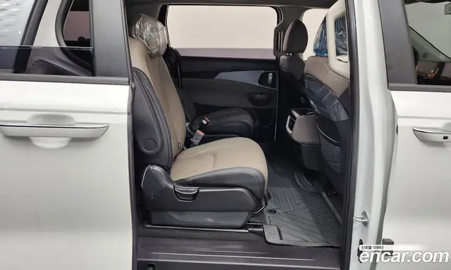 Kia Carnival 2025 3.5 автомат (гидро), миниатюра 12