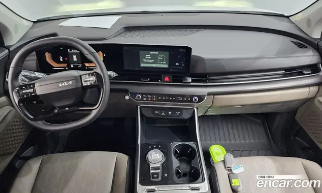 Kia Carnival 2025 3.5 автомат (гидро), миниатюра 7 Kia Carnival 2025 3.5 автомат (гидро), миниатюра 7