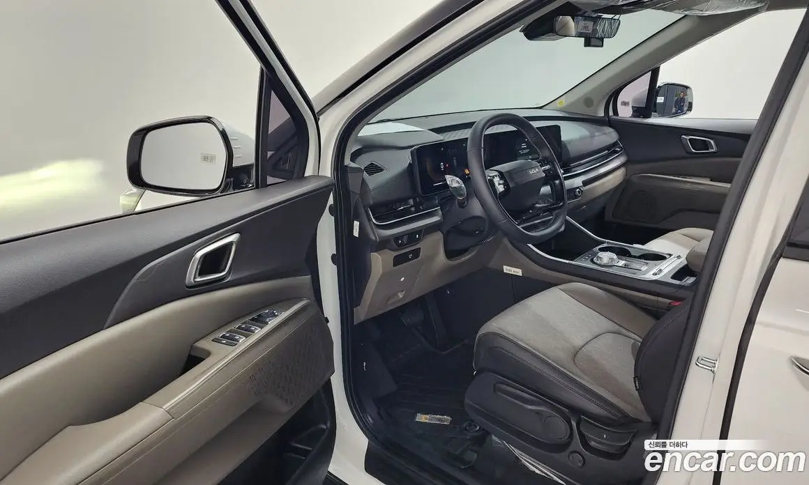 Kia Carnival 2025 3.5 автомат (гидро), фото 10 Kia Carnival 2025 3.5 автомат (гидро), фото 10