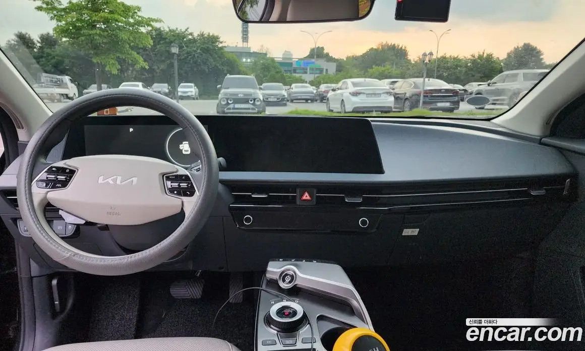 Kia EV6 2023 0.1 автомат (гидро), фото 4 Kia EV6 2023 0.1 автомат (гидро), фото 4
