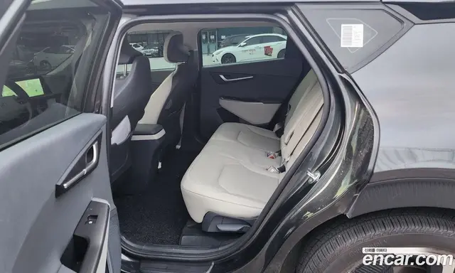 Kia EV6 2023 0.1 автомат (гидро), миниатюра 6 Kia EV6 2023 0.1 автомат (гидро), миниатюра 6