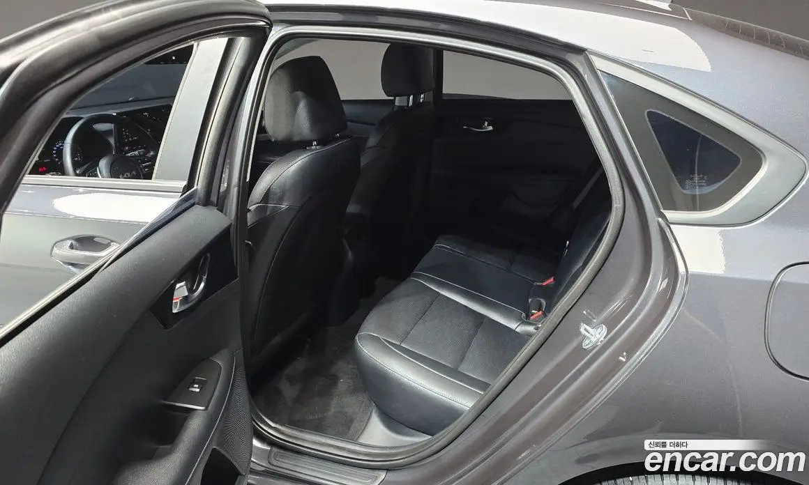 Kia K3 2023 1.6 автомат (гидро), фото 11 Kia K3 2023 1.6 автомат (гидро), фото 11