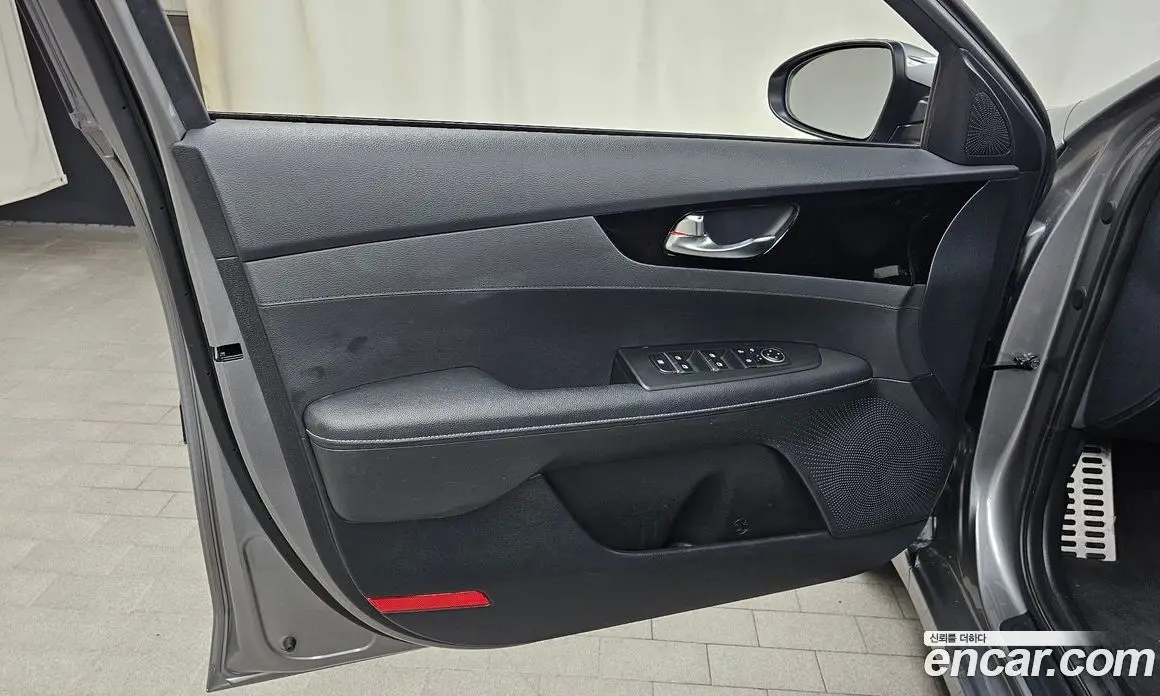 Kia K3 2024 1.6 автомат (гидро), фото 14 Kia K3 2024 1.6 автомат (гидро), фото 14