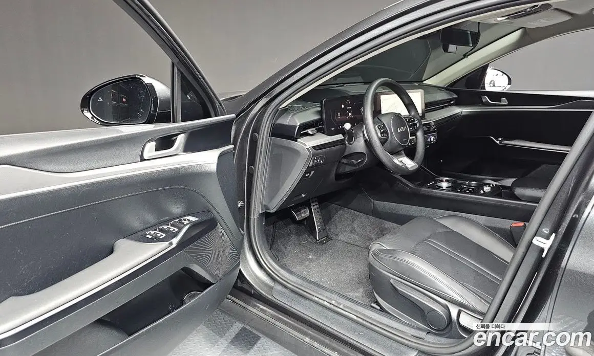 Kia K5 (Optima) 2024 2.0 автомат (гидро), фото 10 Kia K5 (Optima) 2024 2.0 автомат (гидро), фото 10