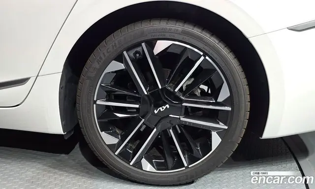 Kia K8 2025 1.6 автомат (гидро), миниатюра 7