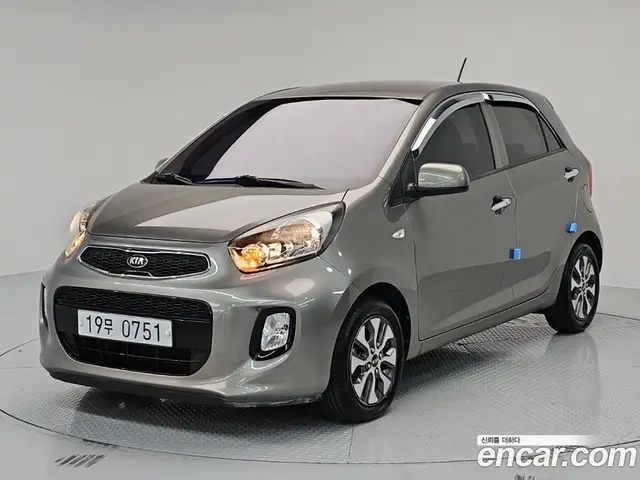 Kia Morning 2016 1.0 автомат (гидро), миниатюра 1 Kia Morning 2016 1.0 автомат (гидро), миниатюра 1