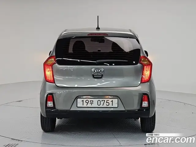 Kia Morning 2016 1.0 автомат (гидро), миниатюра 3 Kia Morning 2016 1.0 автомат (гидро), миниатюра 3