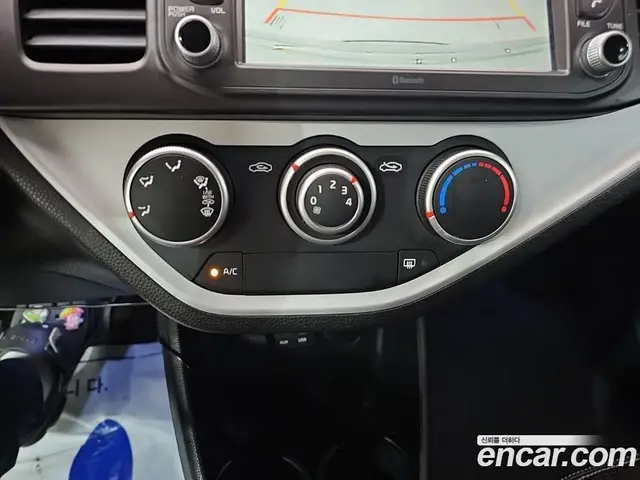 Kia Morning 2016 1.0 автомат (гидро), миниатюра 10 Kia Morning 2016 1.0 автомат (гидро), миниатюра 10