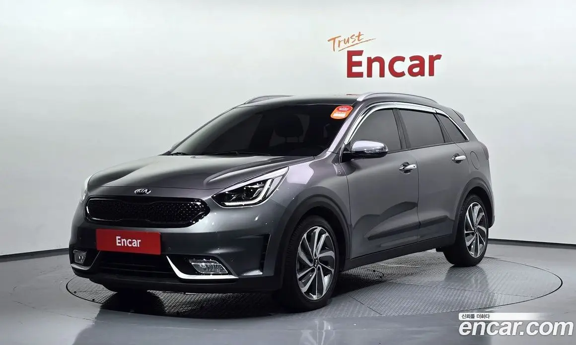Kia Niro 2017 1.6 автомат (гидро), фото 1 Kia Niro 2017 1.6 автомат (гидро), фото 1