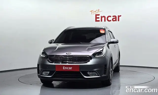 Kia Niro 2017 1.6 автомат (гидро), миниатюра 3 Kia Niro 2017 1.6 автомат (гидро), миниатюра 3