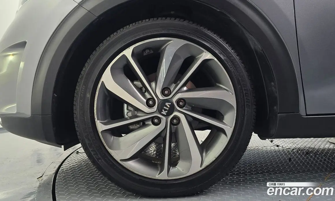 Kia Niro 2017 1.6 автомат (гидро), фото 5 Kia Niro 2017 1.6 автомат (гидро), фото 5