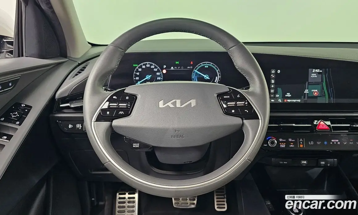 Kia Niro 2022 1.6 автомат (гидро), фото 20