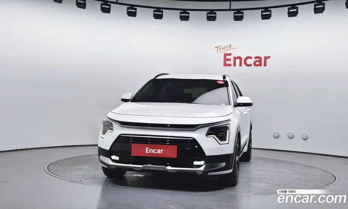 Kia Niro 2022 1.6 автомат (гидро), фото 3
