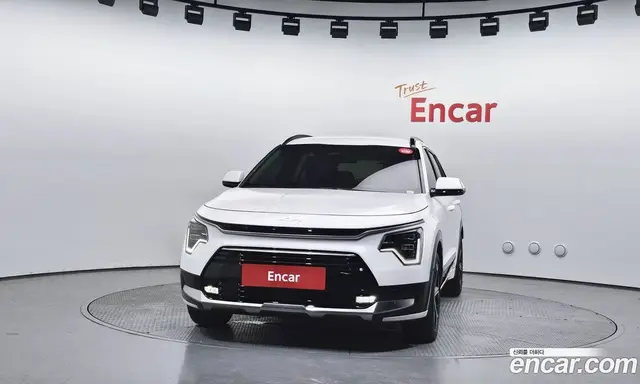 Kia Niro 2022 1.6 автомат (гидро), миниатюра 3
