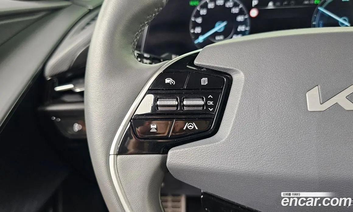 Kia Niro 2022 1.6 автомат (гидро), фото 23