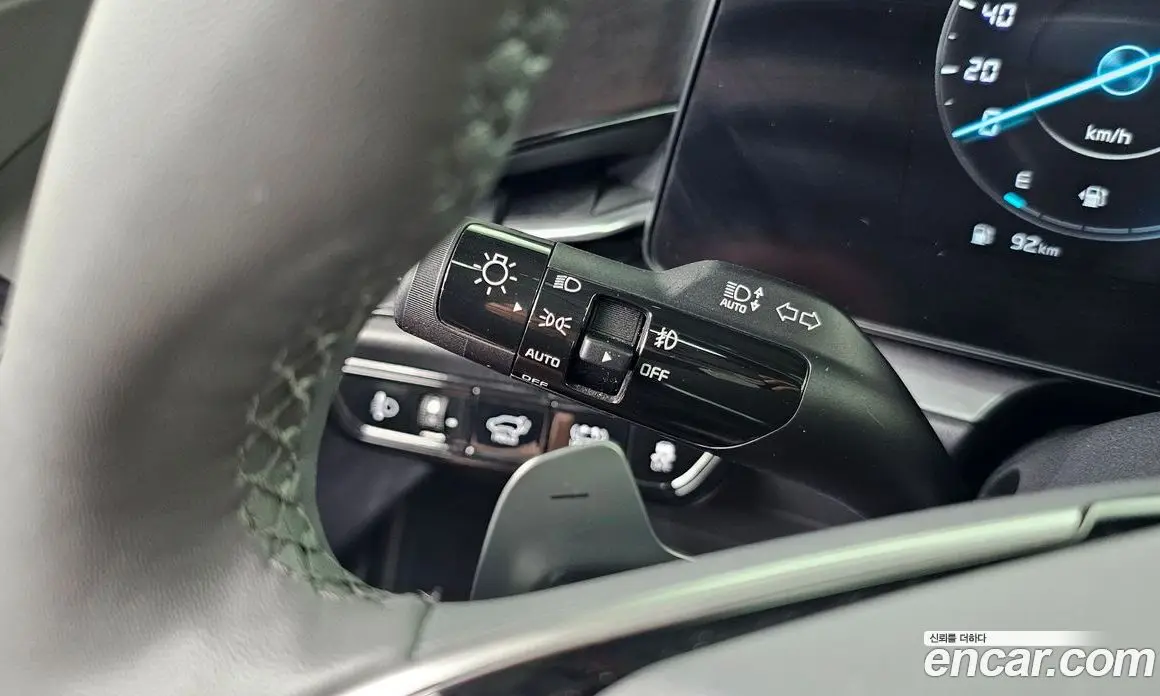 Kia Niro 2022 1.6 автомат (гидро), фото 30
