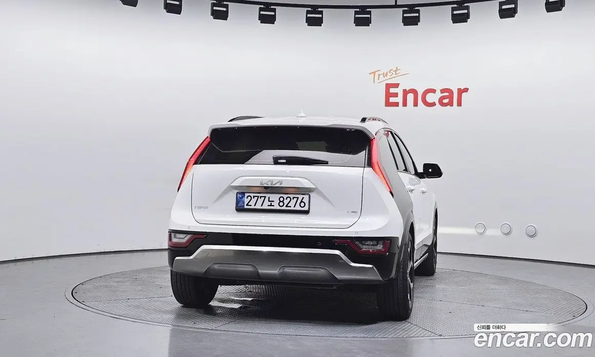 Kia Niro 2022 1.6 автомат (гидро), фото 4