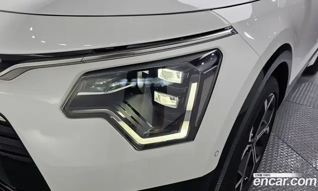 Kia Niro 2022 1.6 автомат (гидро), миниатюра 8