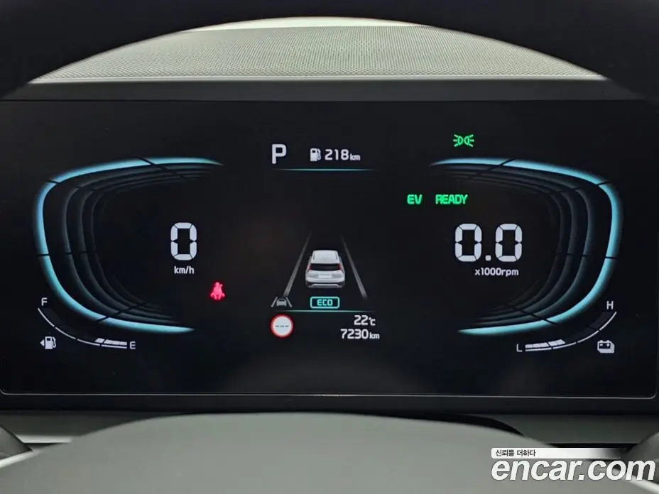 Kia Niro 2026 1.6 автомат (гидро), фото 11 Kia Niro 2026 1.6 автомат (гидро), фото 11