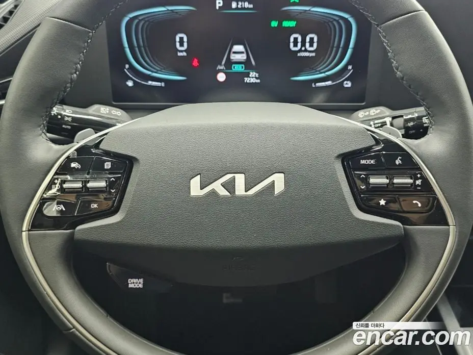 Kia Niro 2026 1.6 автомат (гидро), фото 12 Kia Niro 2026 1.6 автомат (гидро), фото 12