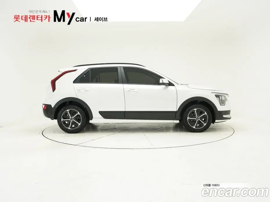 Kia Niro 2026 1.6 автомат (гидро), фото 6 Kia Niro 2026 1.6 автомат (гидро), фото 6