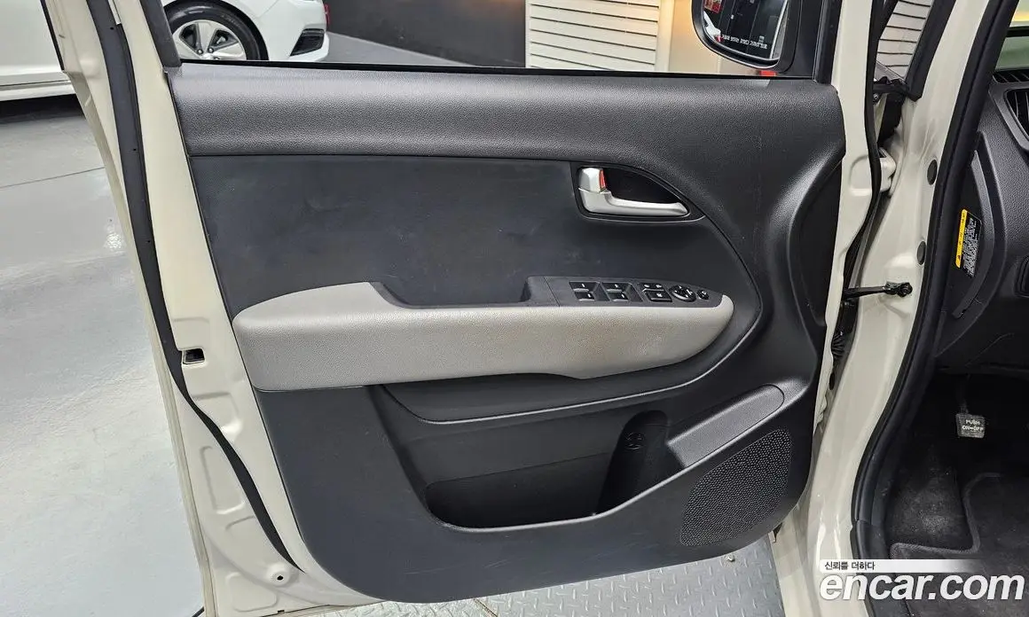 Kia Ray 2023 1.0 автомат (гидро), фото 24 Kia Ray 2023 1.0 автомат (гидро), фото 24