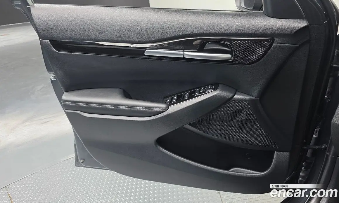 Kia Seltos 2023 1.6 автомат (гидро), фото 14 Kia Seltos 2023 1.6 автомат (гидро), фото 14