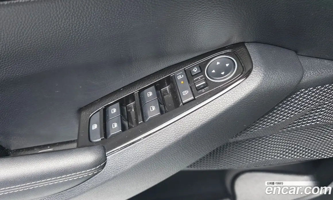 Kia Seltos 2023 1.6 автомат (гидро), фото 17 Kia Seltos 2023 1.6 автомат (гидро), фото 17