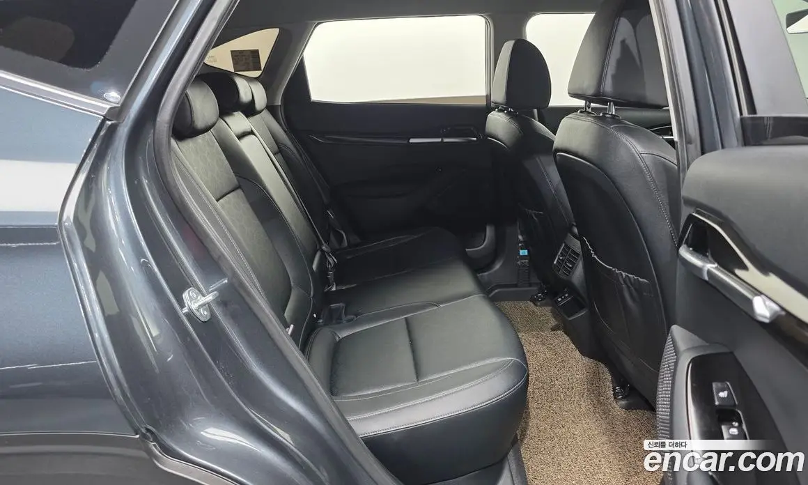 Kia Seltos 2023 1.6 автомат (гидро), фото 33 Kia Seltos 2023 1.6 автомат (гидро), фото 33