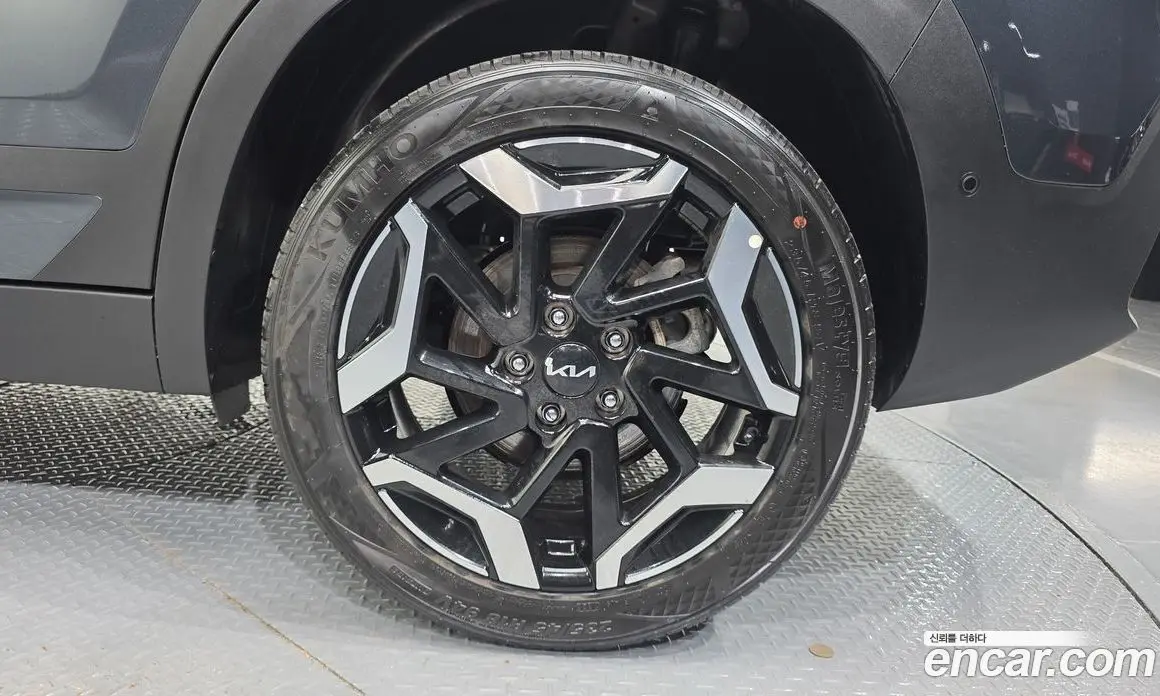 Kia Seltos 2023 1.6 автомат (гидро), фото 7 Kia Seltos 2023 1.6 автомат (гидро), фото 7