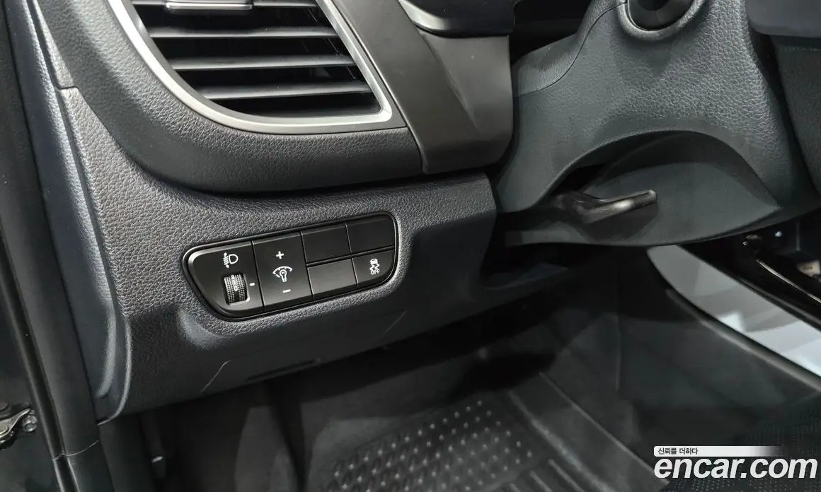 Kia Seltos 2024 1.6 автомат (гидро), фото 15 Kia Seltos 2024 1.6 автомат (гидро), фото 15