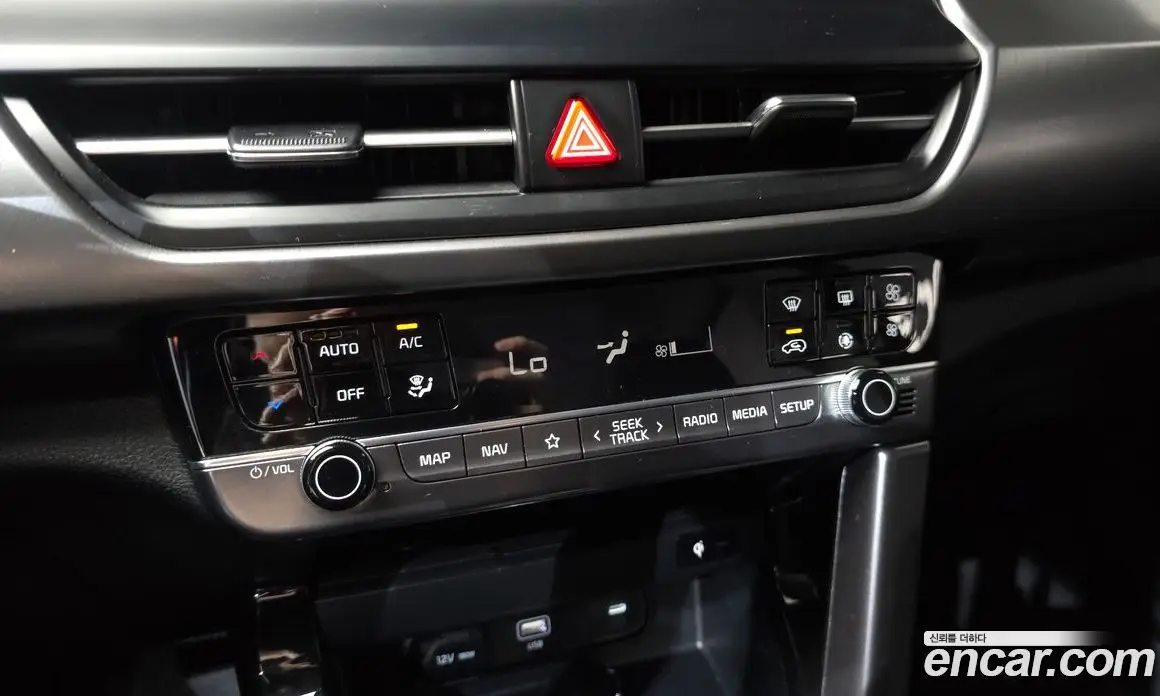 Kia Seltos 2024 1.6 автомат (гидро), фото 18 Kia Seltos 2024 1.6 автомат (гидро), фото 18