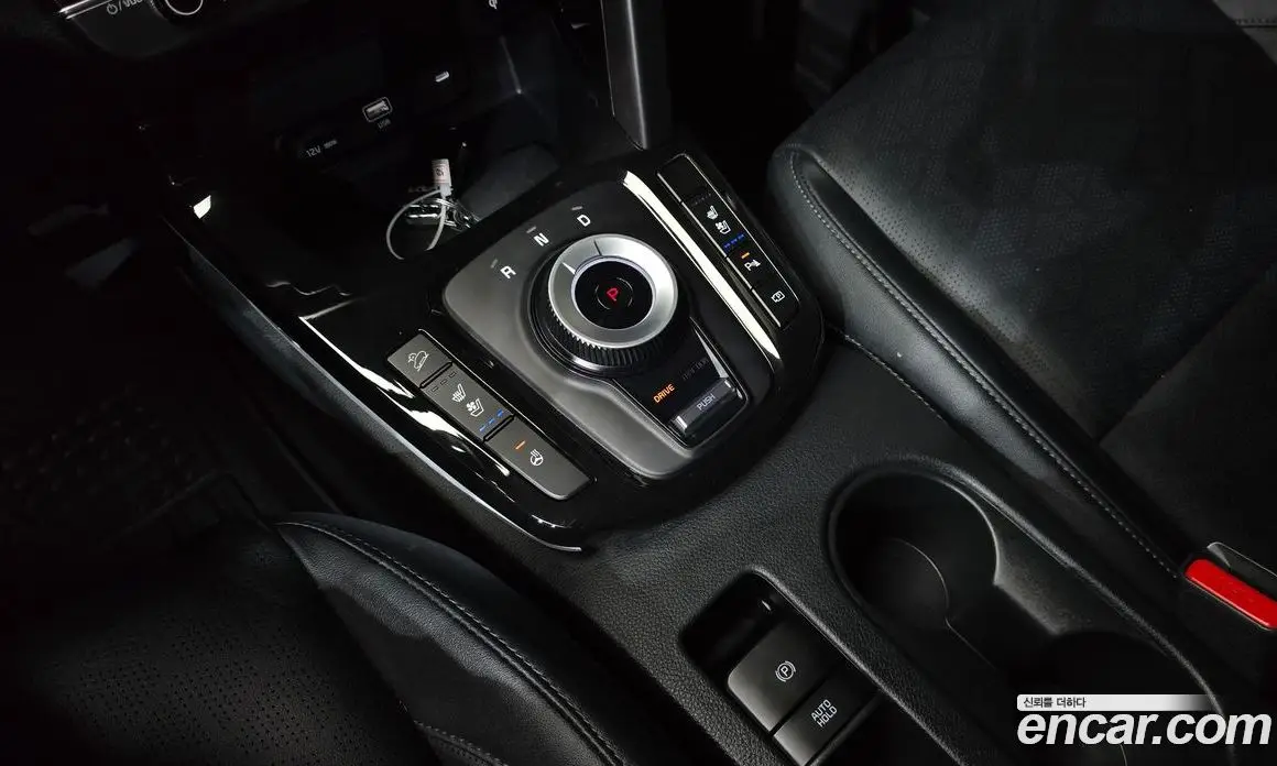 Kia Seltos 2024 1.6 автомат (гидро), фото 9 Kia Seltos 2024 1.6 автомат (гидро), фото 9