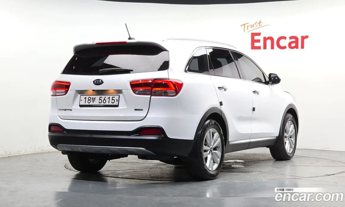 Kia Sorento 2014 2.0 автомат (гидро), фото 2 Kia Sorento 2014 2.0 автомат (гидро), фото 2