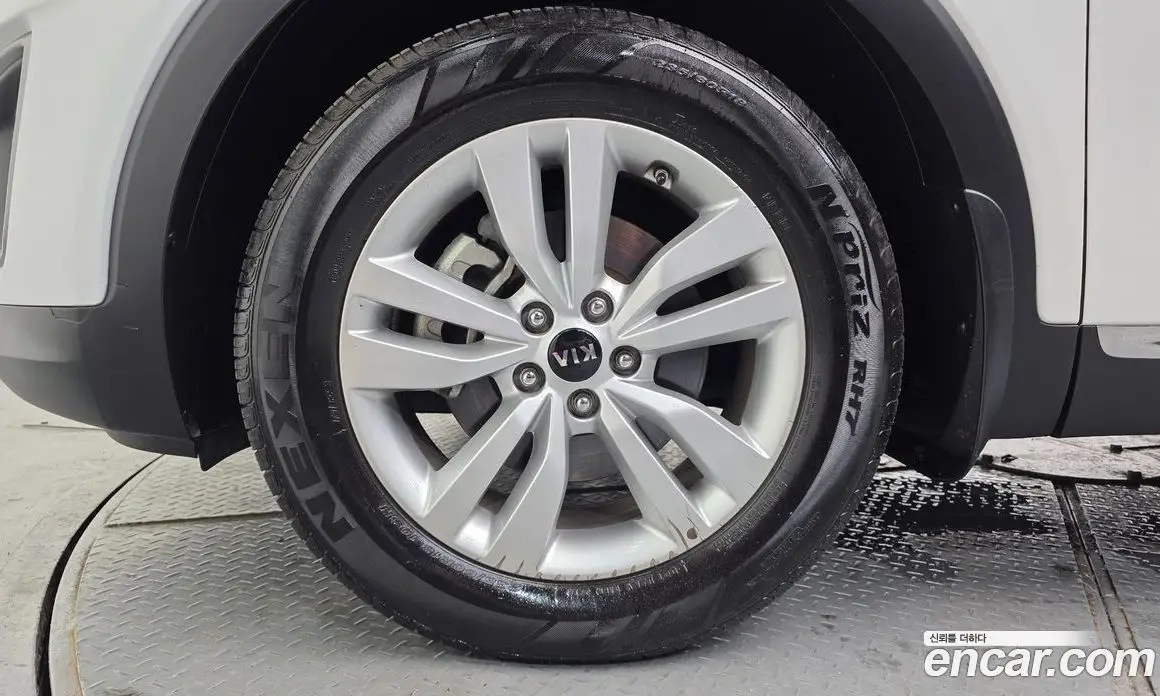 Kia Sorento 2014 2.0 автомат (гидро), фото 5 Kia Sorento 2014 2.0 автомат (гидро), фото 5