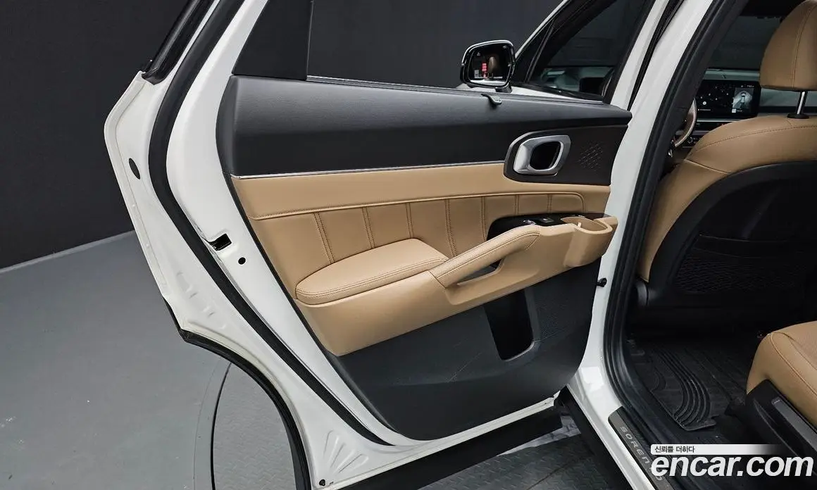 Kia Sorento 2023 1.6 автомат (гидро), фото 15 Kia Sorento 2023 1.6 автомат (гидро), фото 15