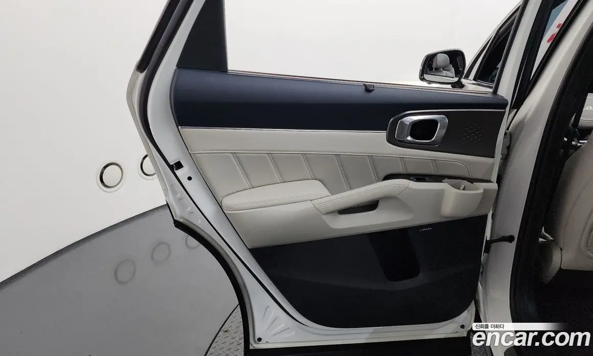 Kia Sorento 2023 1.6 автомат (гидро), фото 30 Kia Sorento 2023 1.6 автомат (гидро), фото 30