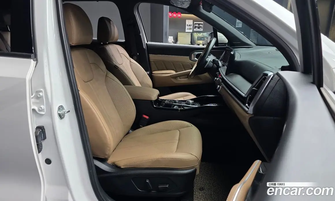 Kia Sorento 2024 2.5 автомат (гидро), фото 17