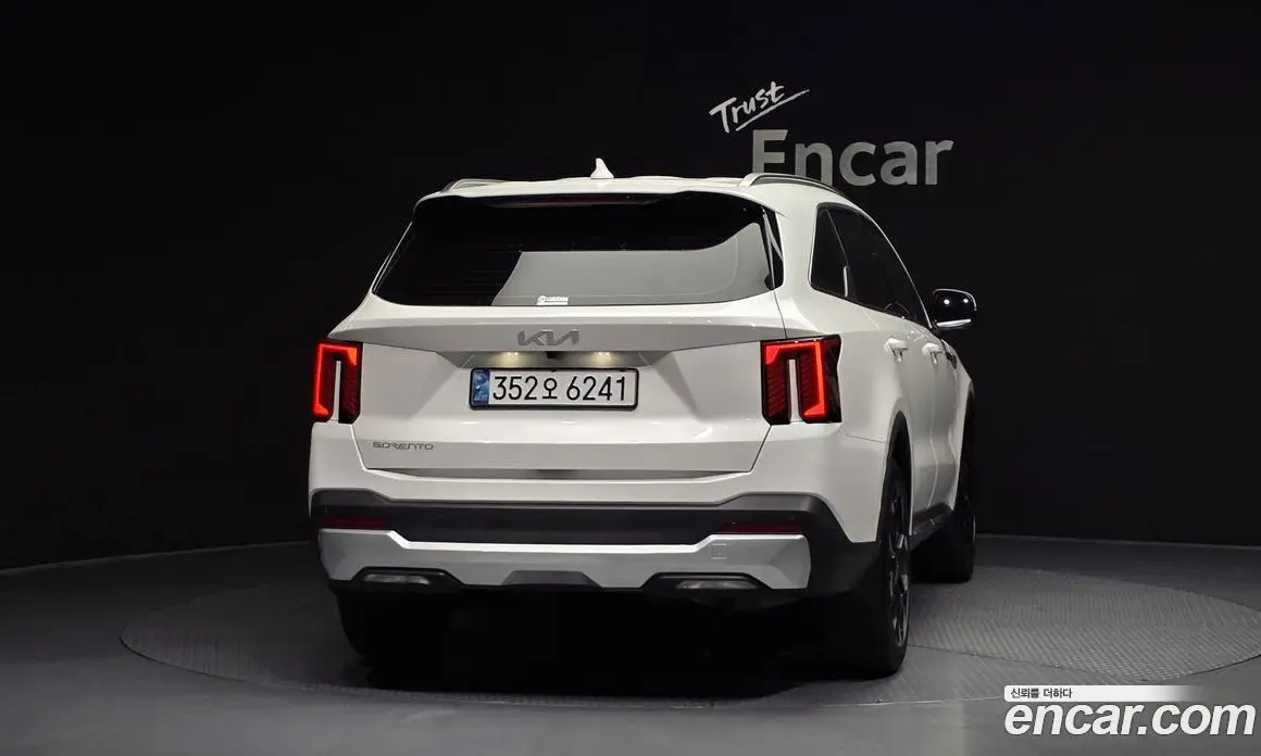 Kia Sorento 2024 2.5 автомат (гидро), фото 4