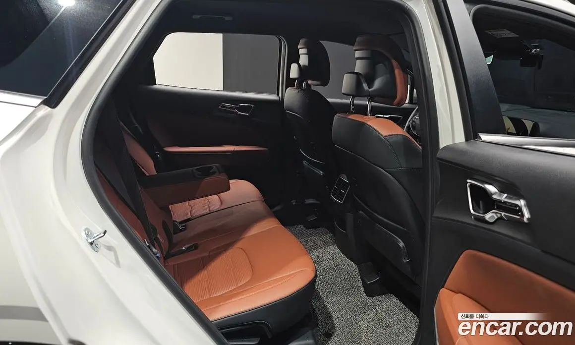 Kia Sportage 2024 1.6 автомат (гидро), фото 16 Kia Sportage 2024 1.6 автомат (гидро), фото 16