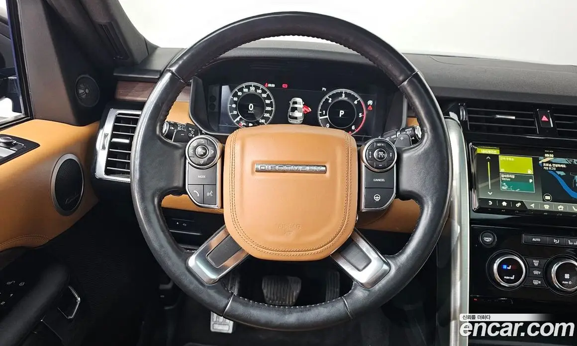 Land Rover Discovery 2018 3.0 автомат (гидро), фото 13