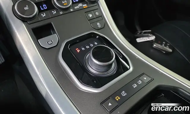 Land Rover Range Rover Evoque 2018 2.0 автомат (гидро), миниатюра 12