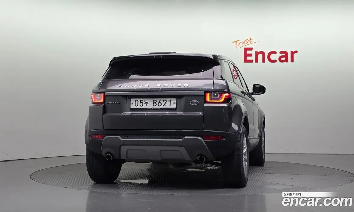 Land Rover Range Rover Evoque 2018 2.0 автомат (гидро), фото 4 Land Rover Range Rover Evoque 2018 2.0 автомат (гидро), фото 4