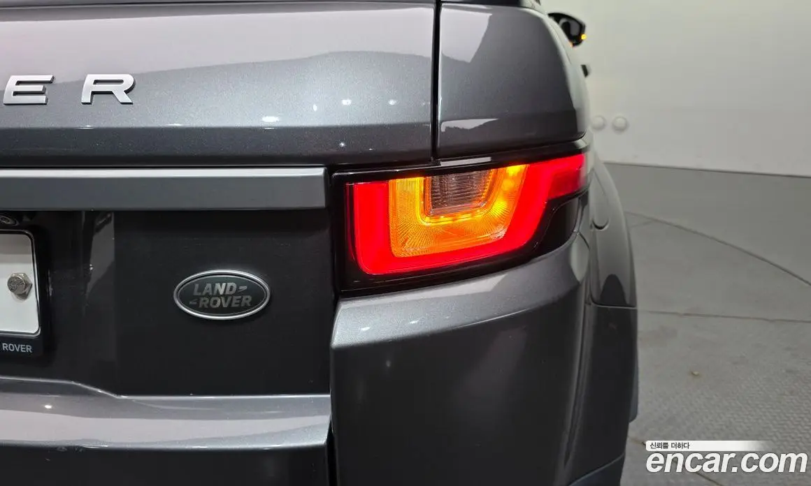 Land Rover Range Rover Evoque 2018 2.0 автомат (гидро), фото 9 Land Rover Range Rover Evoque 2018 2.0 автомат (гидро), фото 9