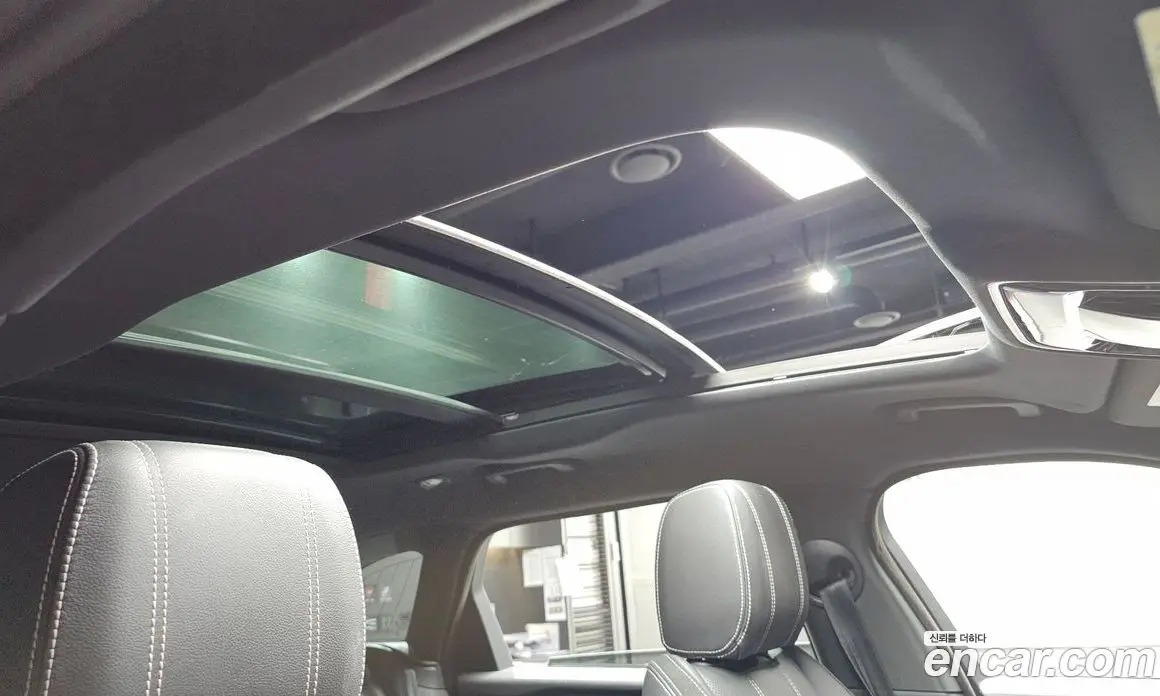 Land Rover Range Rover Velar 2017 2.0 автомат (гидро), фото 18 Land Rover Range Rover Velar 2017 2.0 автомат (гидро), фото 18