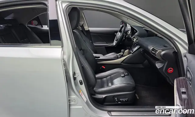 Lexus IS 2014 2.5 автомат (гидро), миниатюра 11 Lexus IS 2014 2.5 автомат (гидро), миниатюра 11