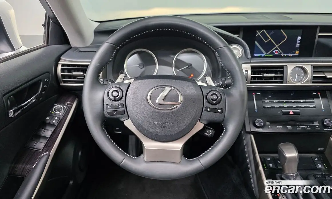 Lexus IS 2014 2.5 автомат (гидро), фото 13 Lexus IS 2014 2.5 автомат (гидро), фото 13
