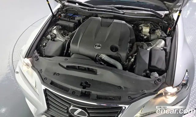 Lexus IS 2014 2.5 автомат (гидро), миниатюра 6 Lexus IS 2014 2.5 автомат (гидро), миниатюра 6